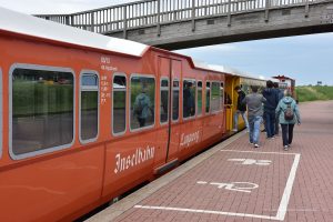 Inselbahn auf Langeoog