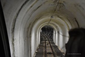 Mit der Floyenbahn durch den Tunnel