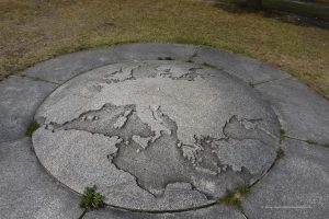 Skulptur am Mittelpunkt