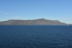 Island nähert sich wieder