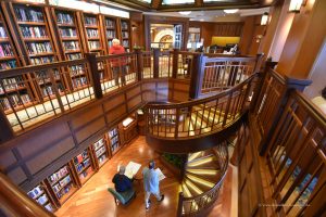 Nochmal die Bibliothek