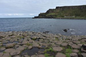 Küstenlandschaft bei Giants Causeway