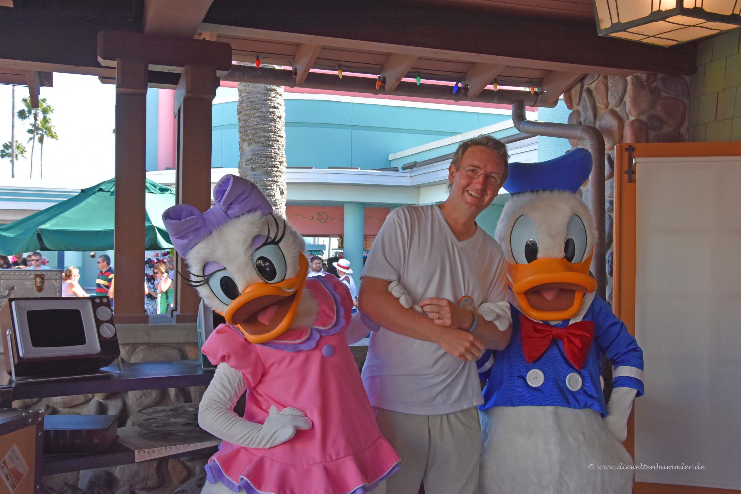 Im Arm von Donald und Daisy