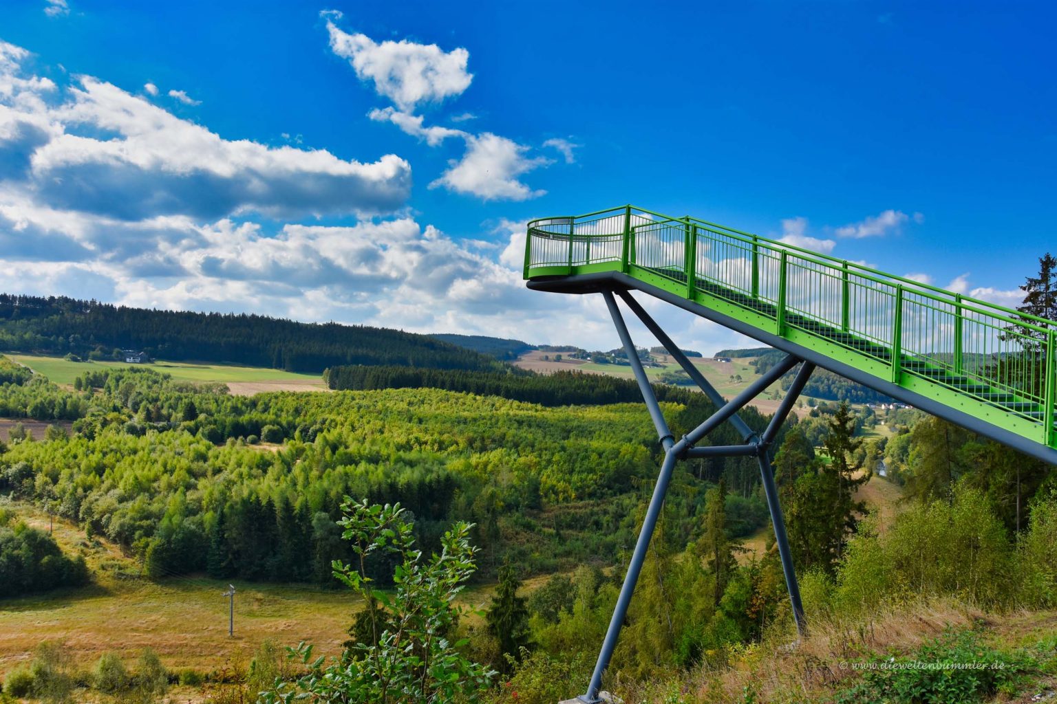 Skywalk über der Saale