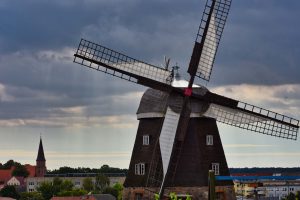 Bespannte Flügel der Windmühle