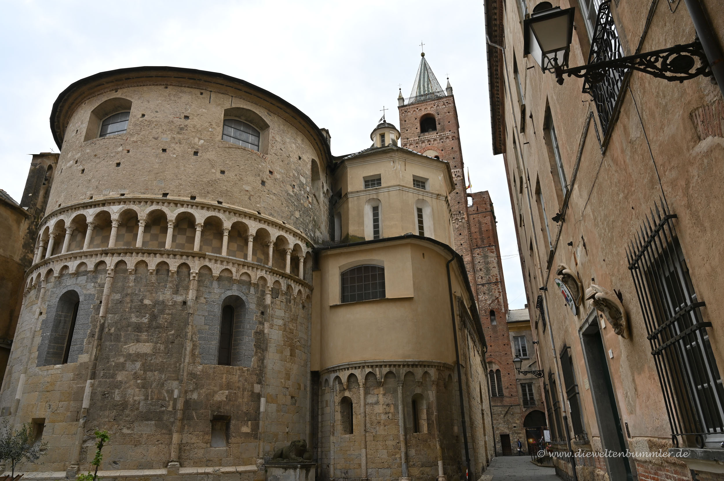 Kirche in Albenga