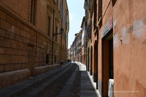 Gasse in Modena