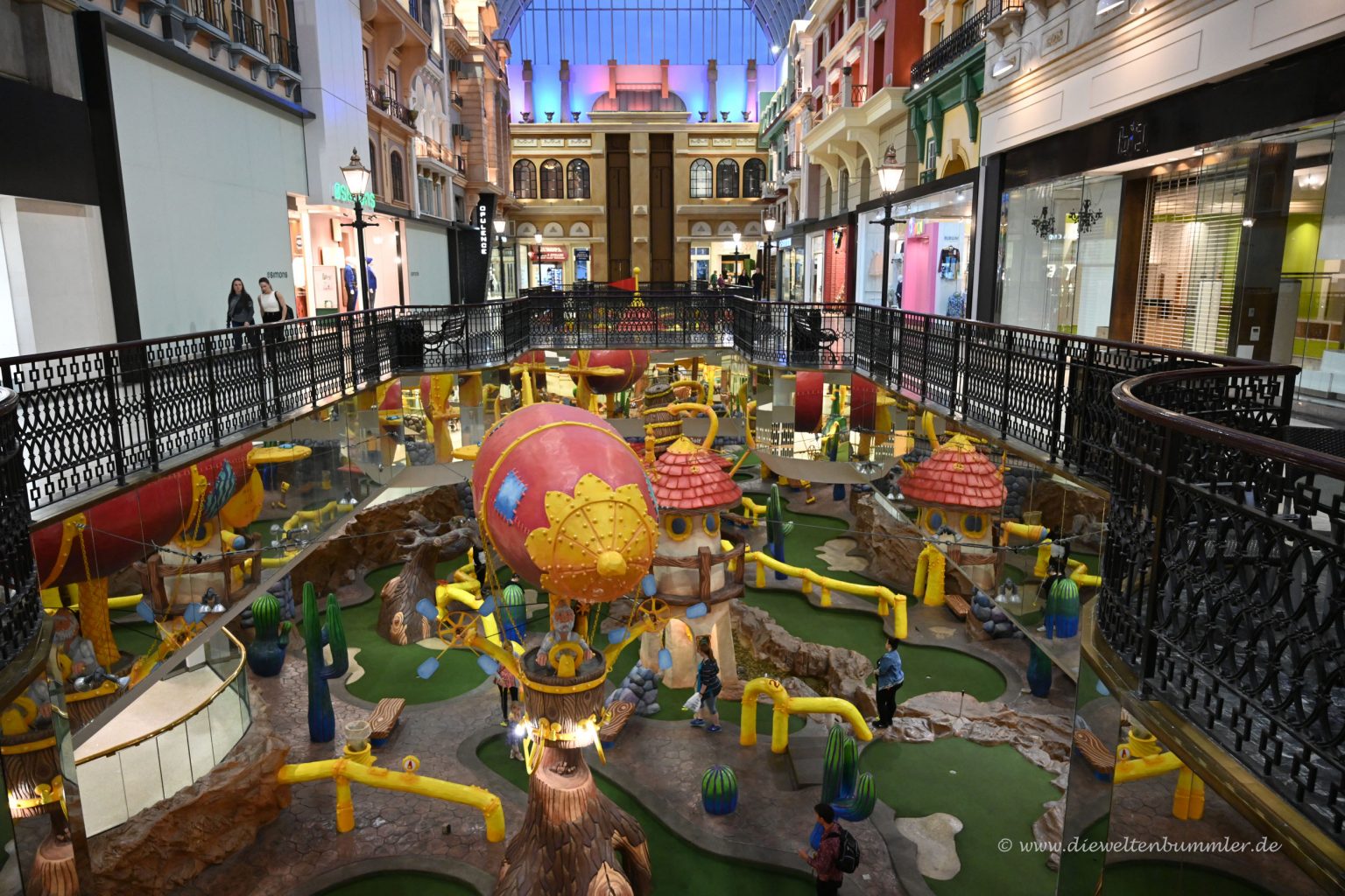 West Edmonton Mall Die Weltenbummler