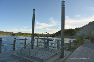 Nachbildung eines Schaufelraddampfers