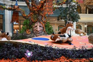 Ausgeschmückte Hotellobby