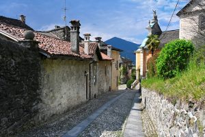 Abstieg nach San Giulio