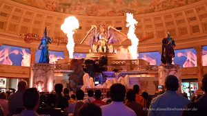 Atlantis Show mit Licht und Feuer