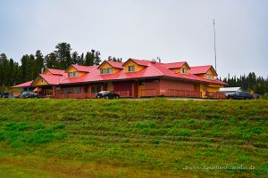 Buffalo Inn in Pink Mountain