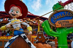 Jessies Critter Carousel