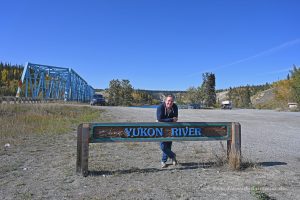 Michael Moll am Yukon River