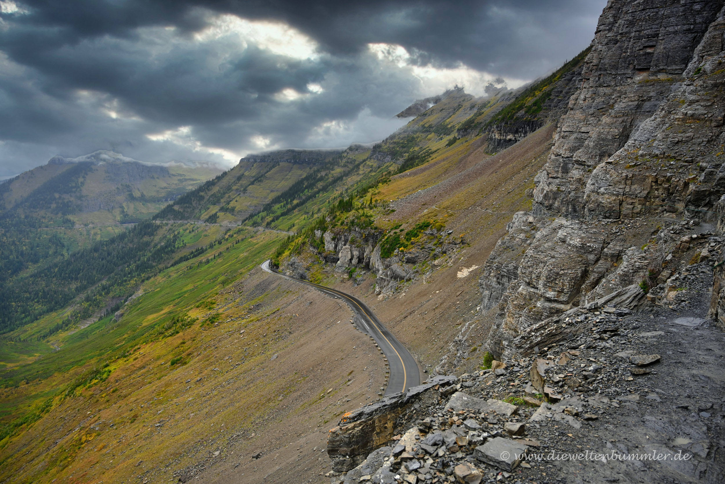 Oberhalb der Passstraße