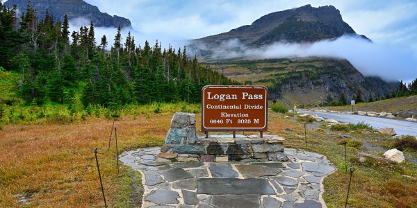 Schild am Logan Pass