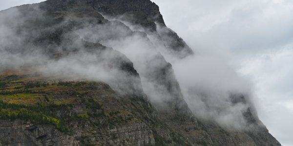 Wolken vor dem Mount Oberlin