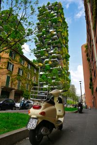 Grüne Hochhäuser in Mailand
