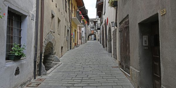 Kleine Gasse zur Festung