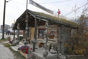 Uriges Holzhaus
