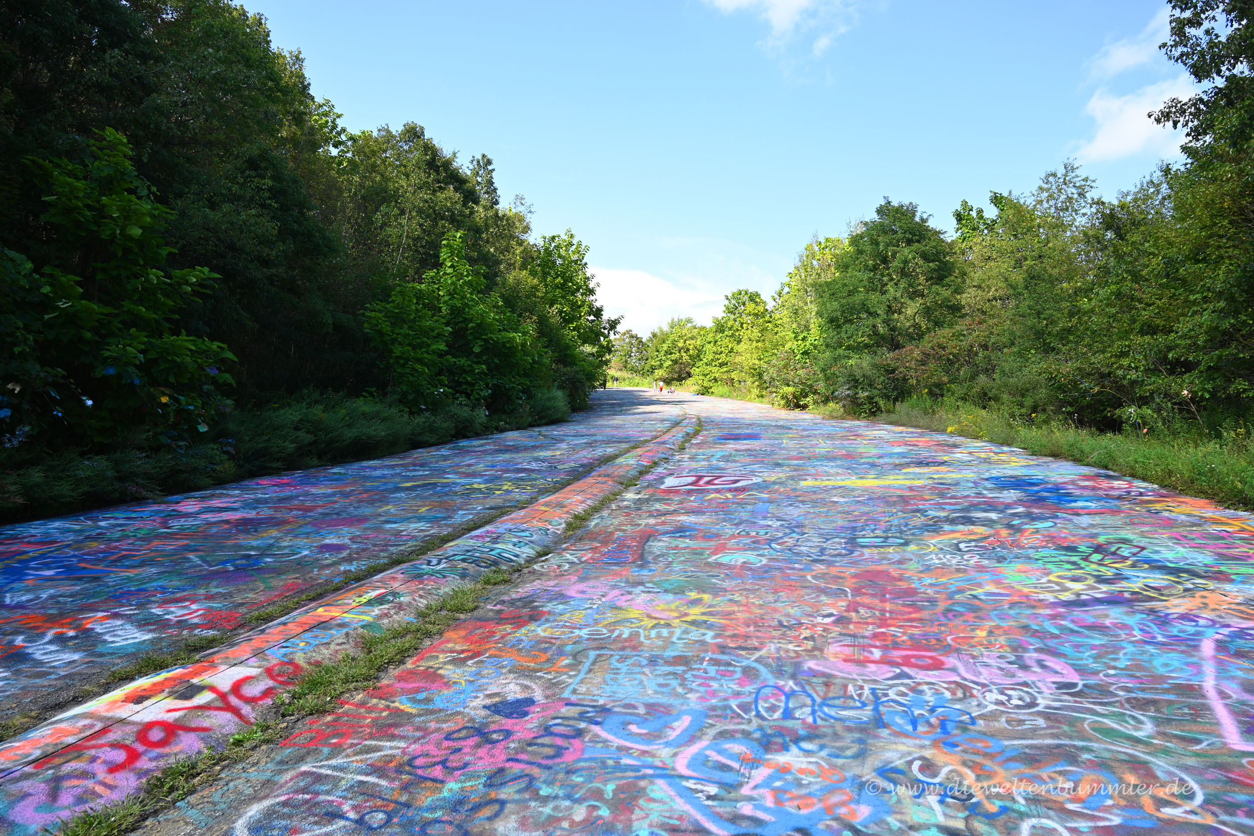 Highway mit Graffiti