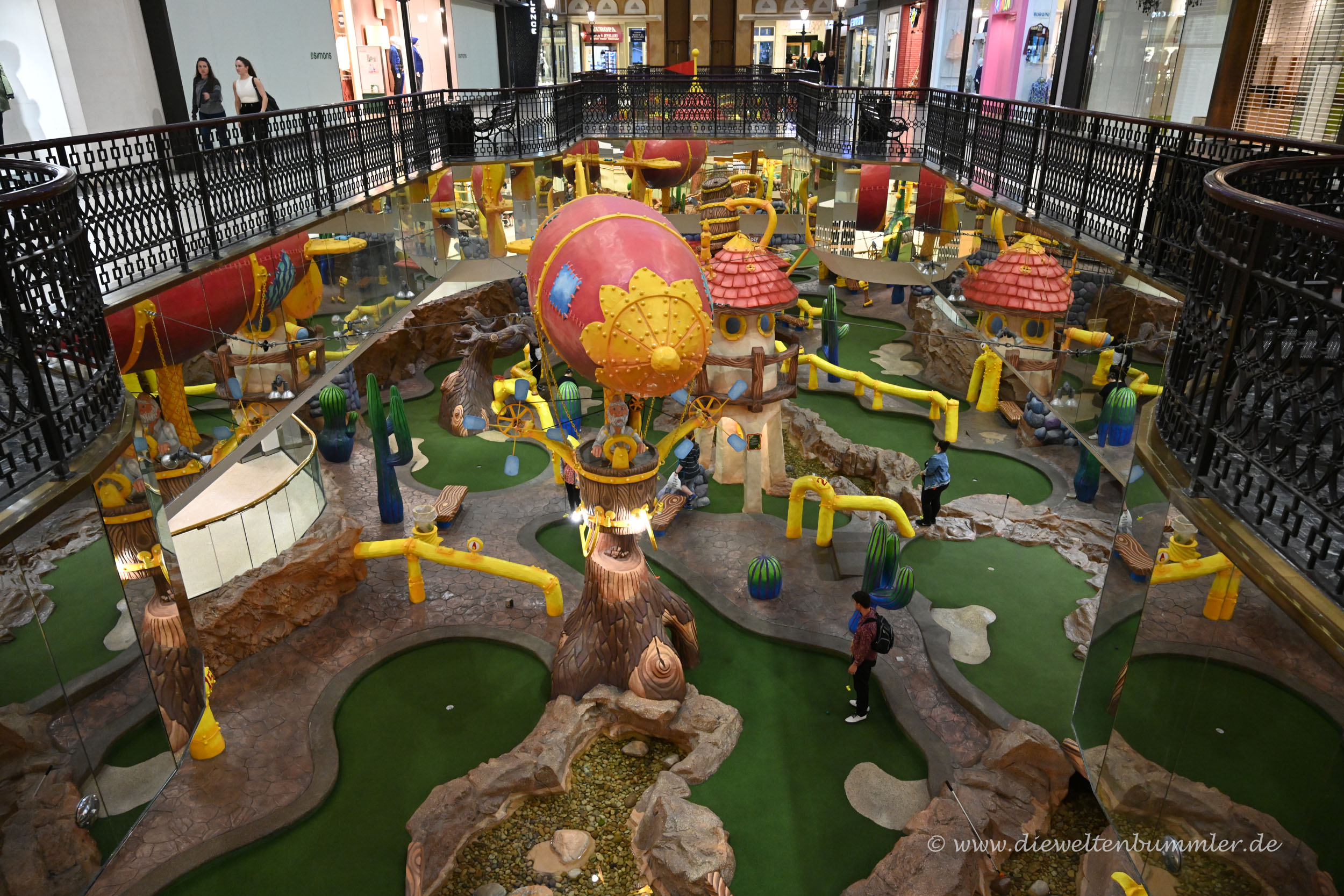Kurzer Besuch In Der West Edmonton Mall Die Weltenbummler Kurzer Besuch In Der West Edmonton Mall Die Weltenbummler
