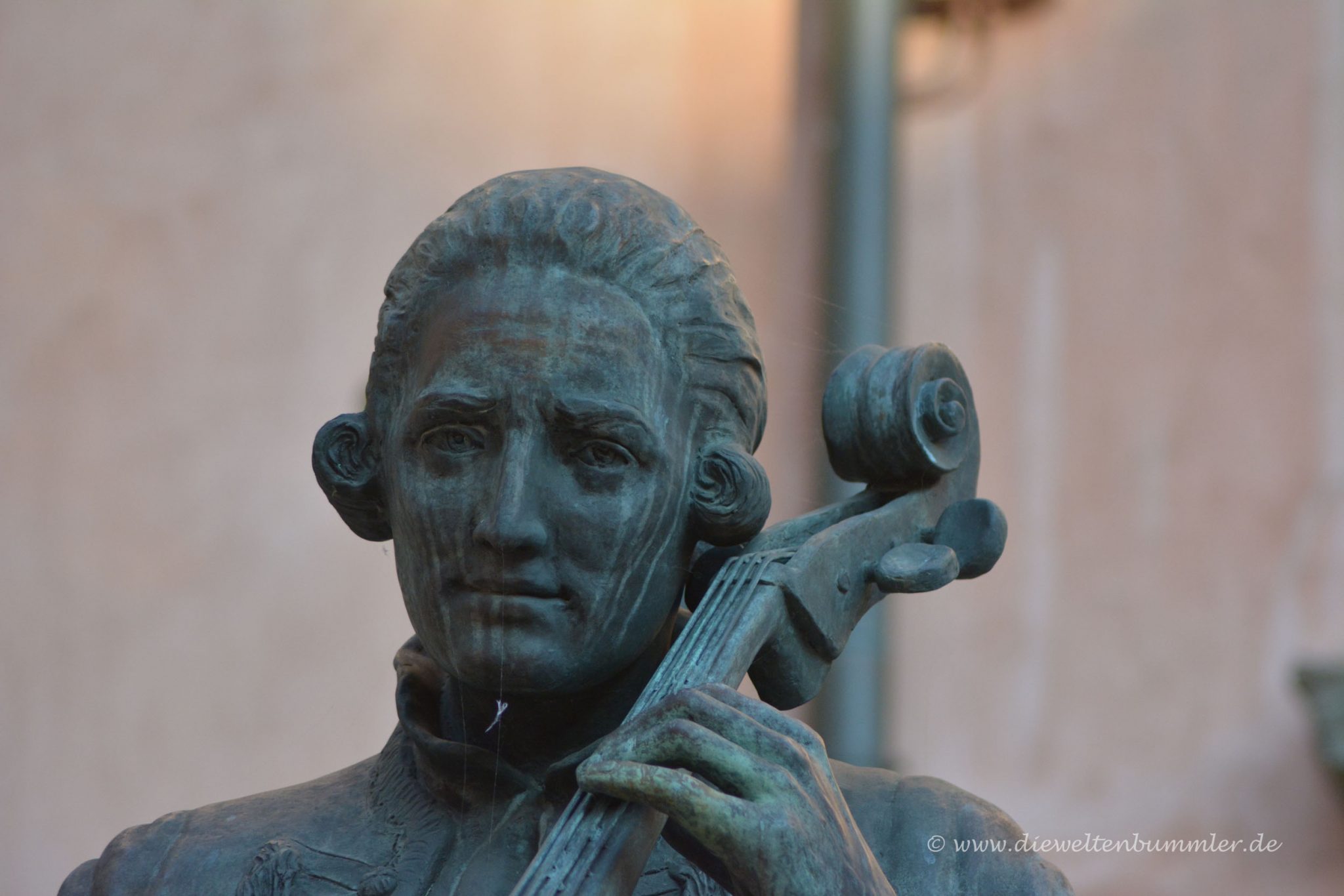 Skulptur von Luigi Boccherini Die Weltenbummler