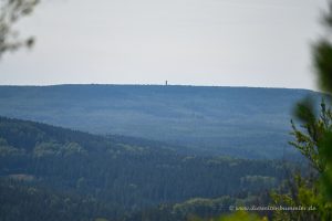Der Schneeberg in der Ferne