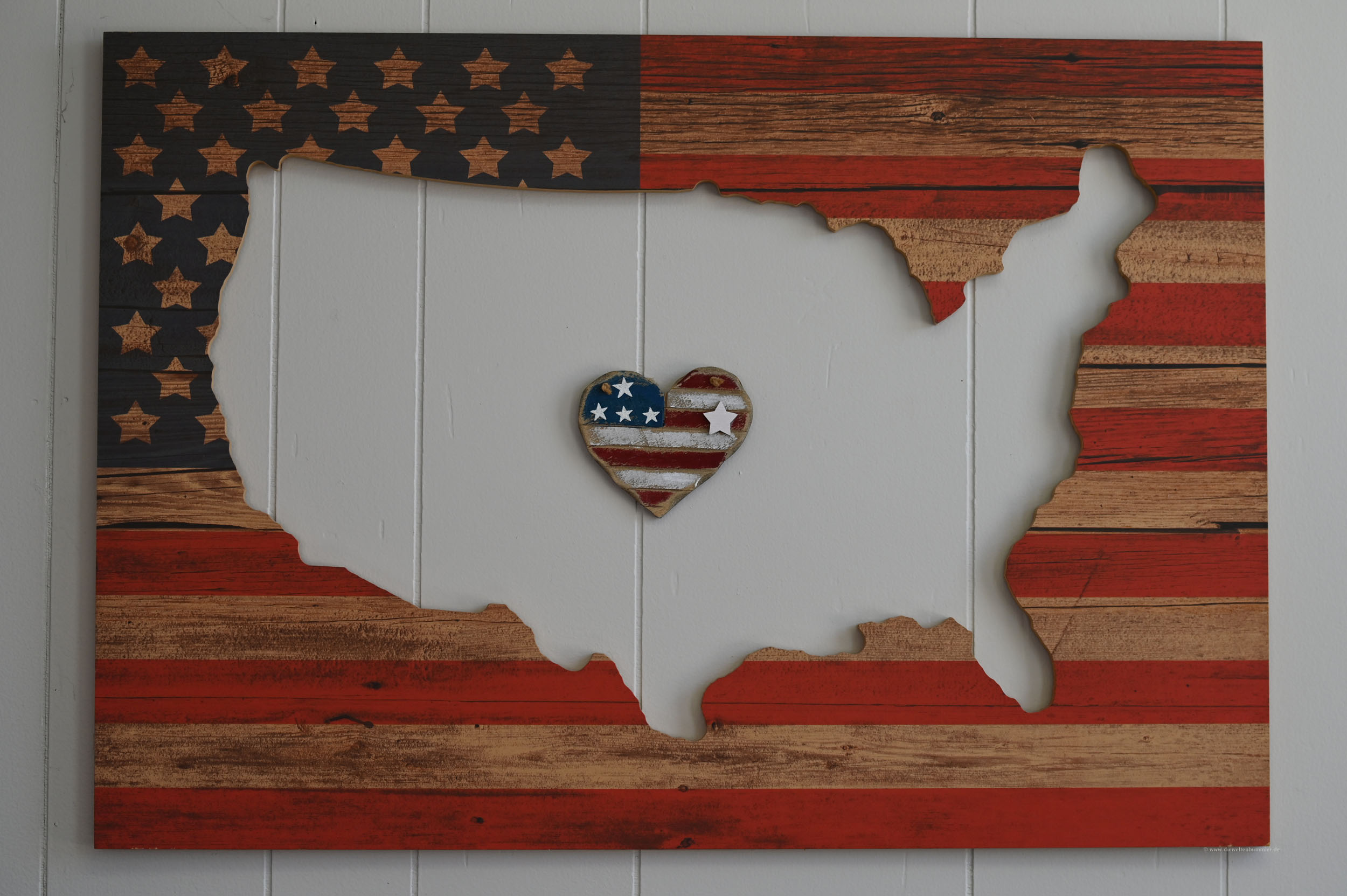 Amerikanische Landkarte mit Herz im Zentrum