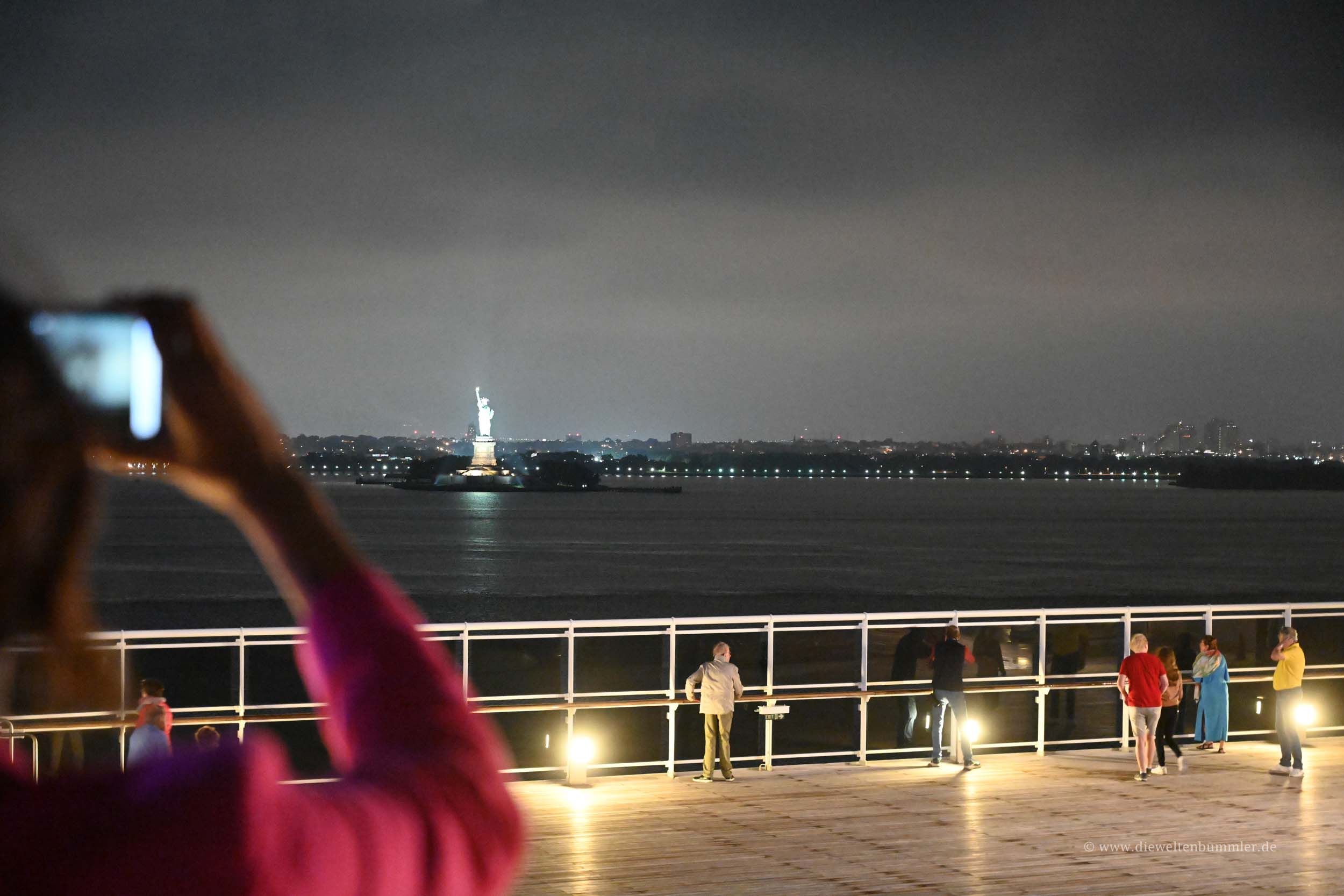 Statue of Liberty in der Nacht