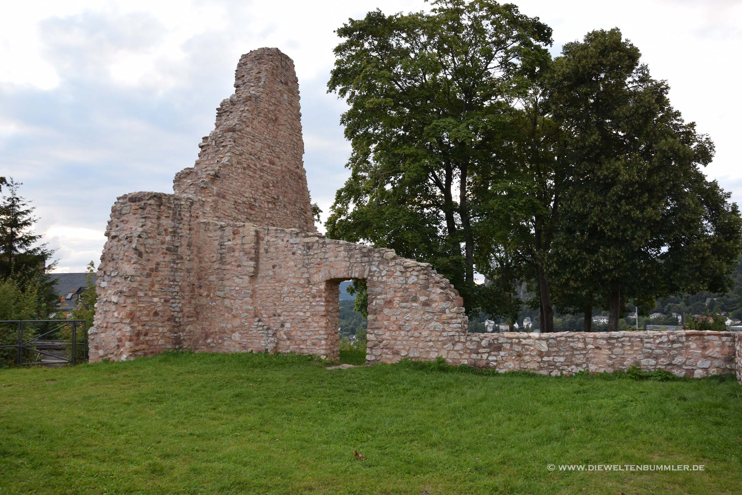 Ruine oberhalb der Stadt