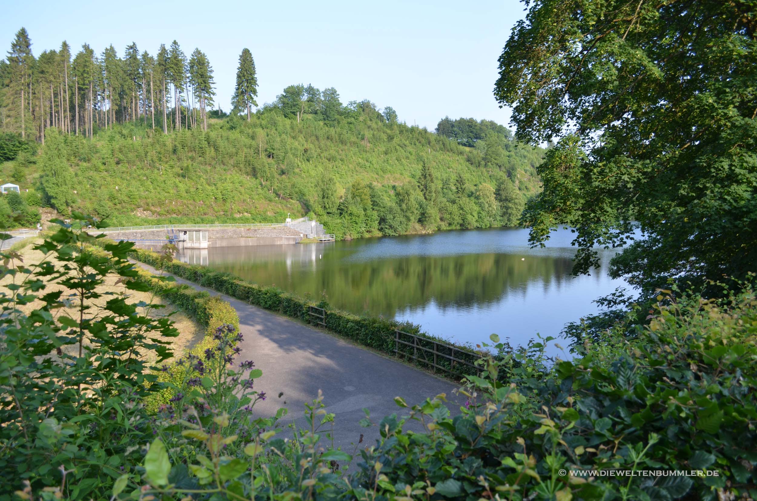 Wanderung am Wasser