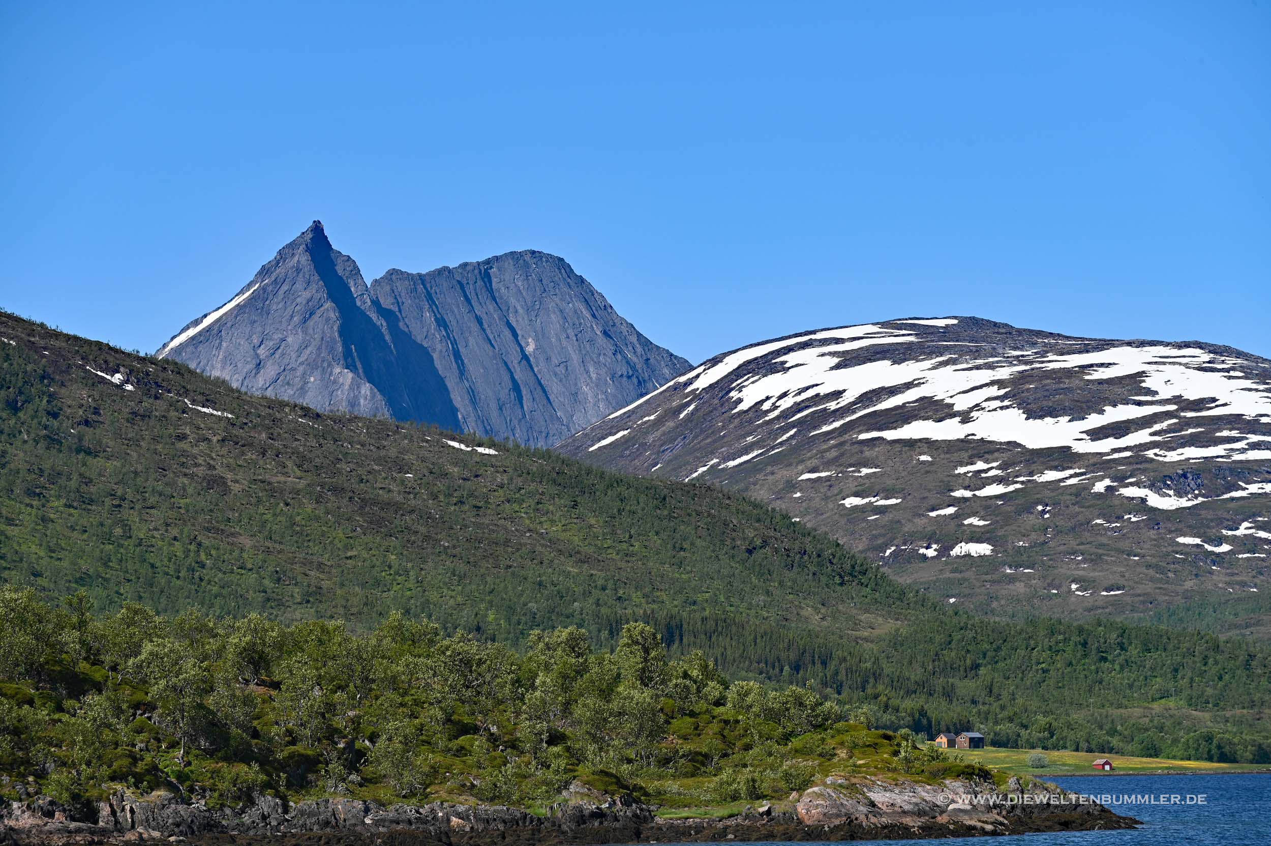 Breidtinden ist der höchste Berg auf Senja