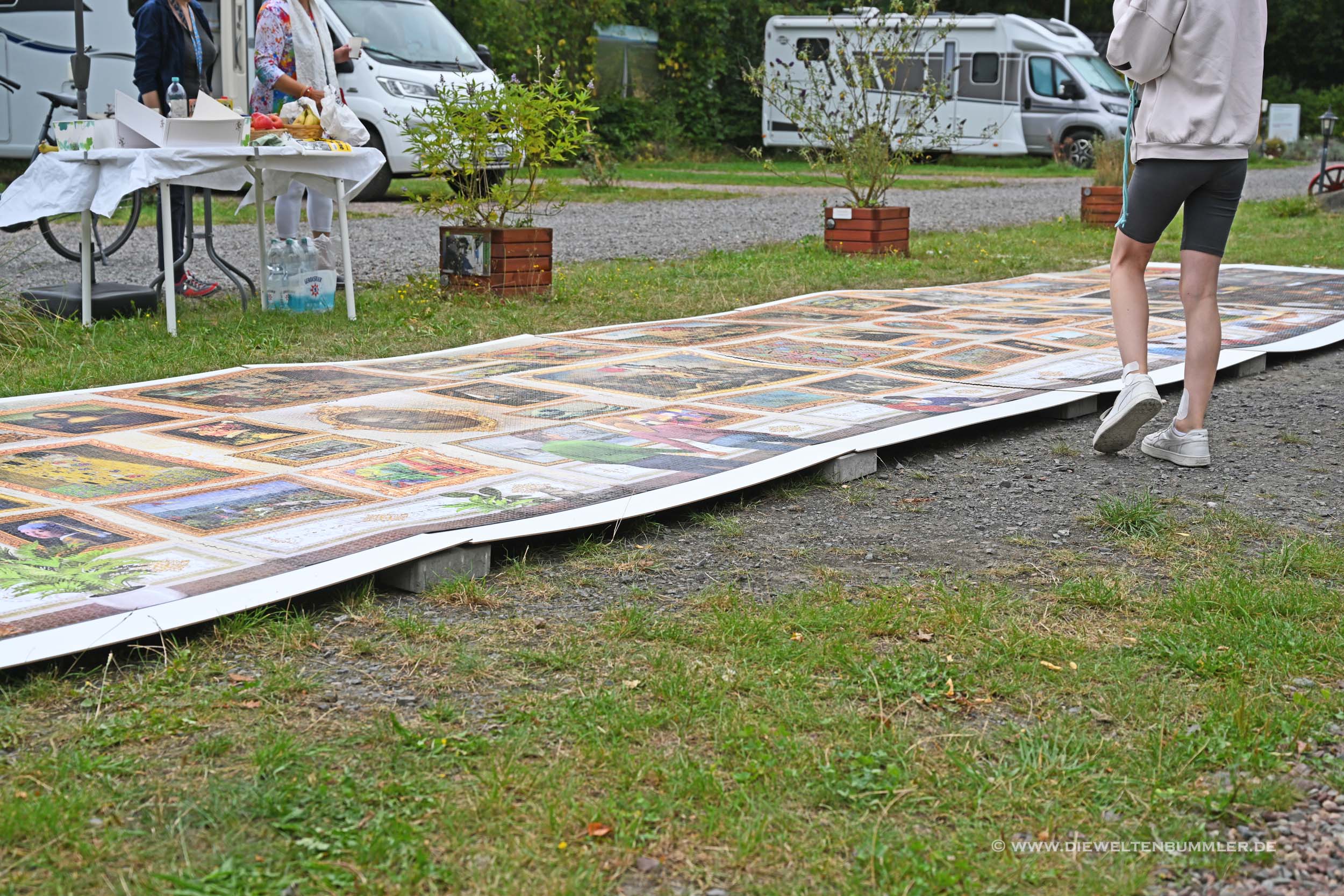 Das Puzzle ist fast neun Meter breit