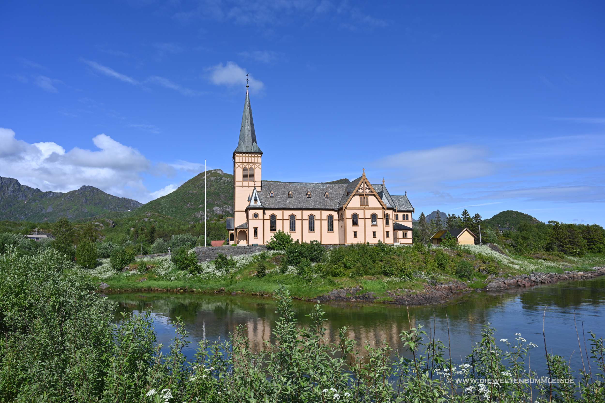 Die Vågan-Kirche bei Svolvær