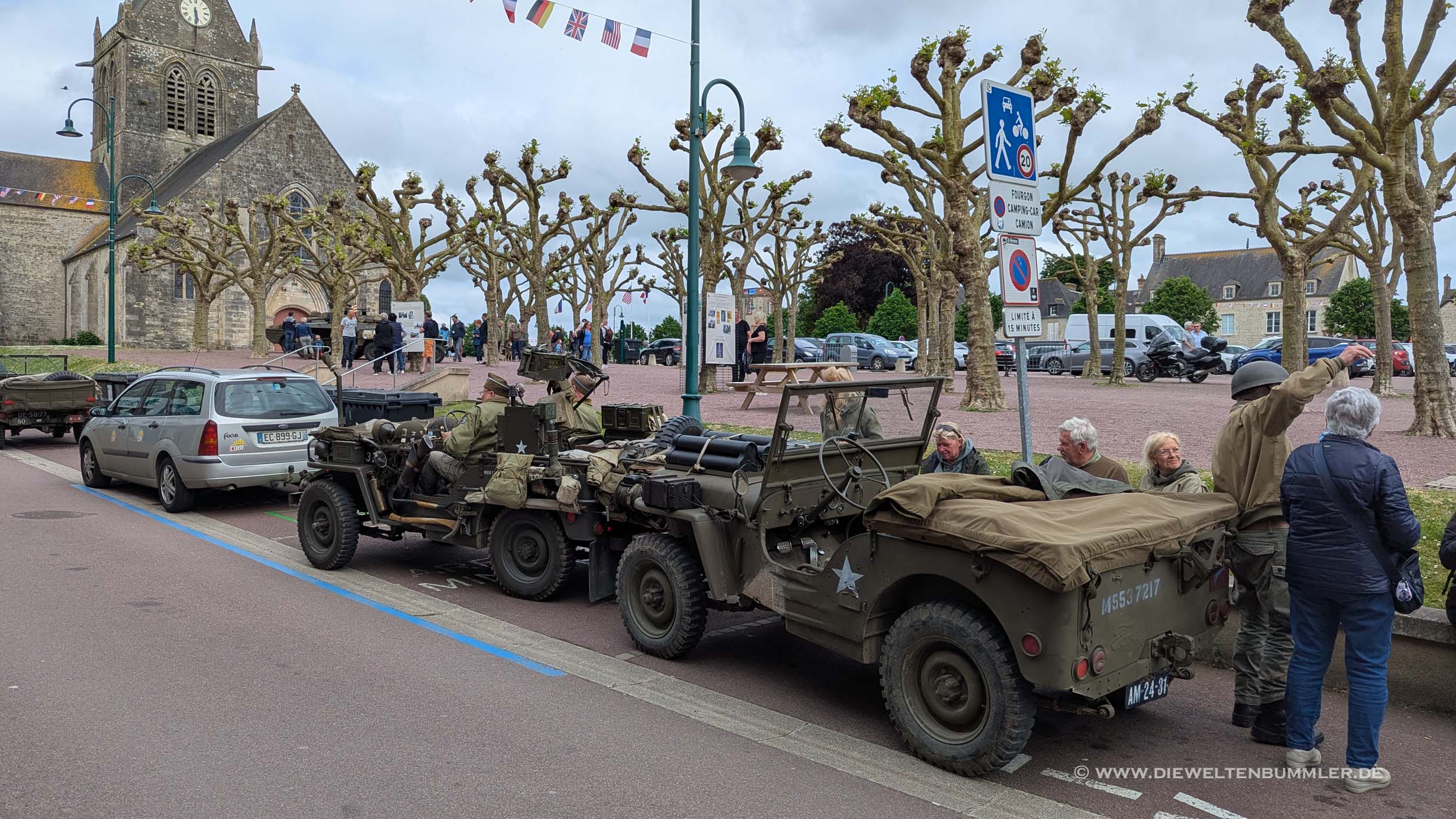 Jeeps bei den D-Day-Feierlichkeiten