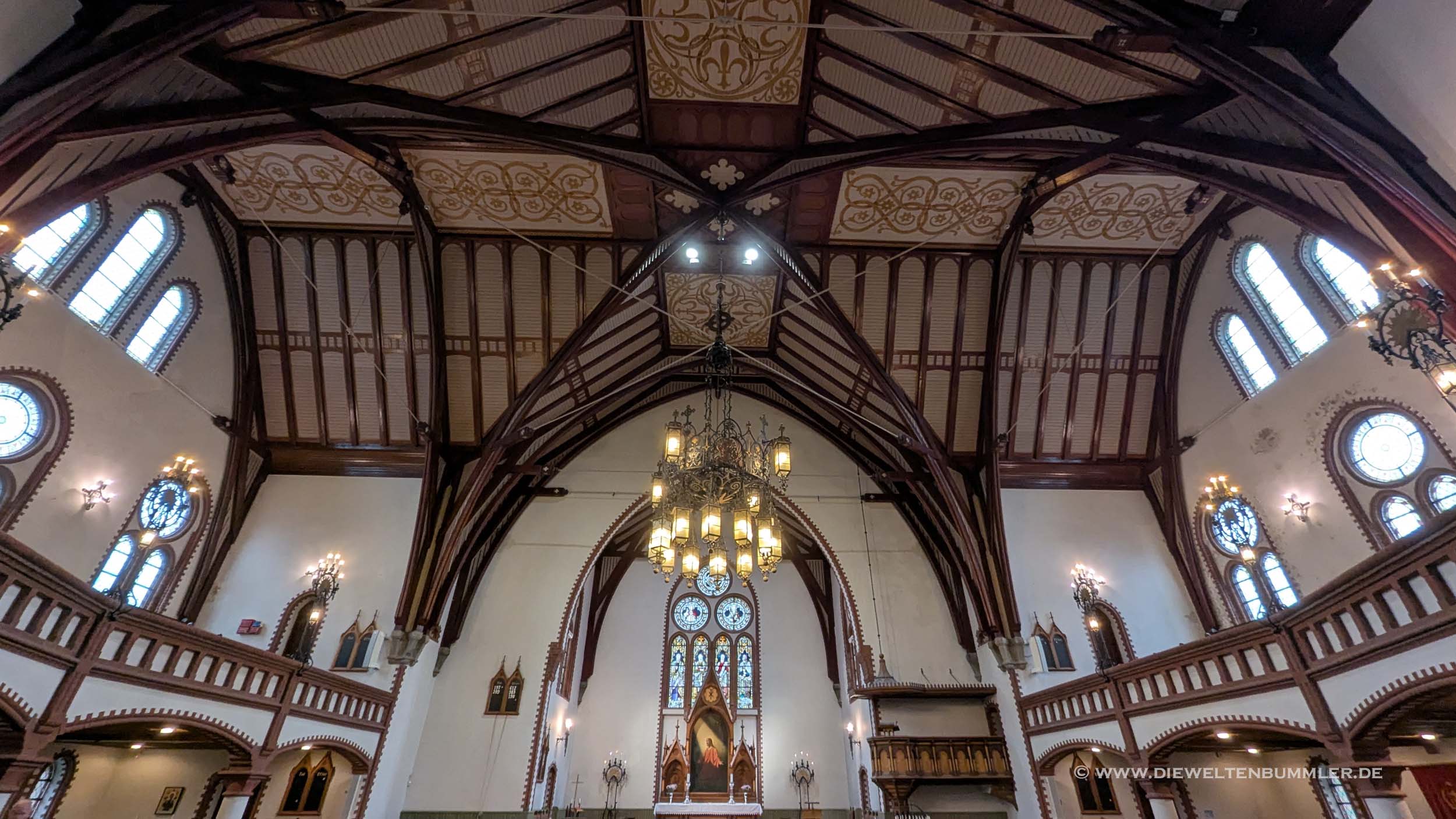 Deckengewölbe der Kirche Deckengewölbe der Kirche