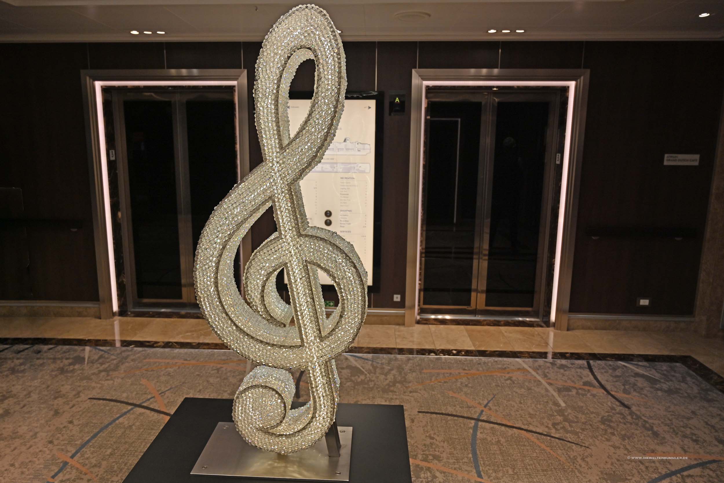 Musik domininert das Schiff Musik domininert das Schiff