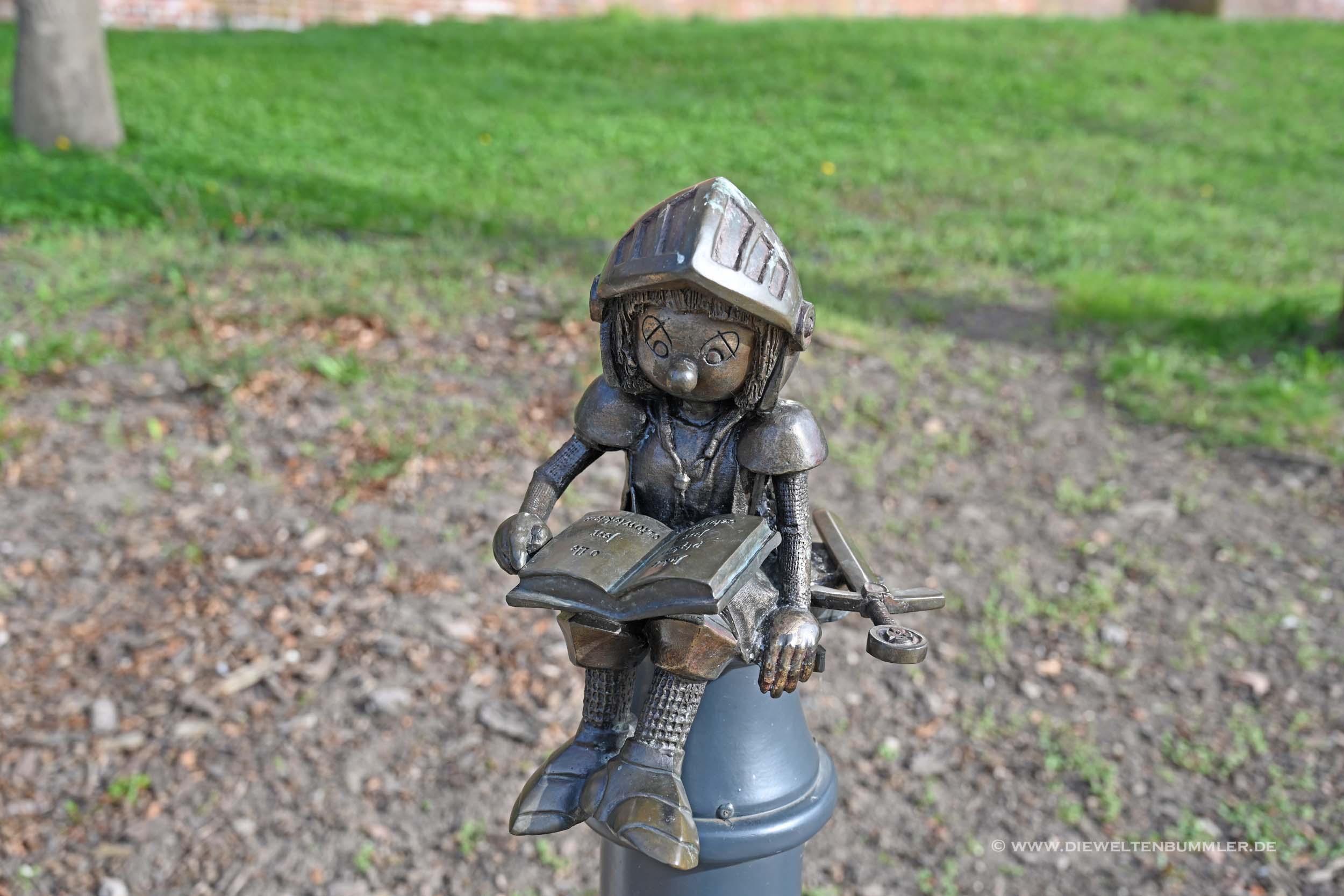 Marianek liest ein Buch