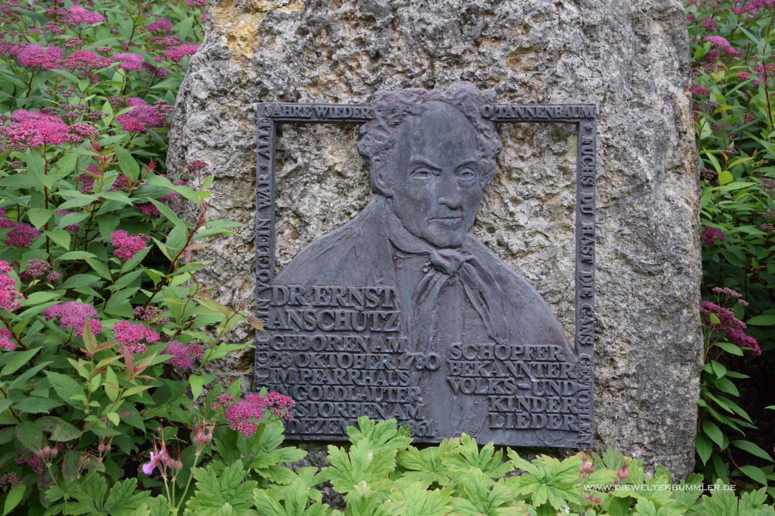Anschütz-Denkmal