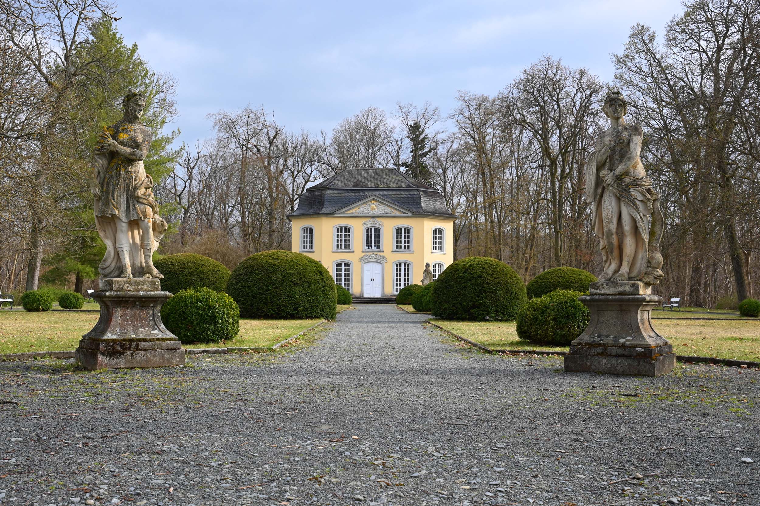 In der Parkanlage In der Parkanlage