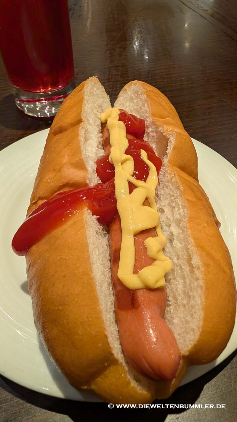Hot Dog am Abend Hot Dog am Abend
