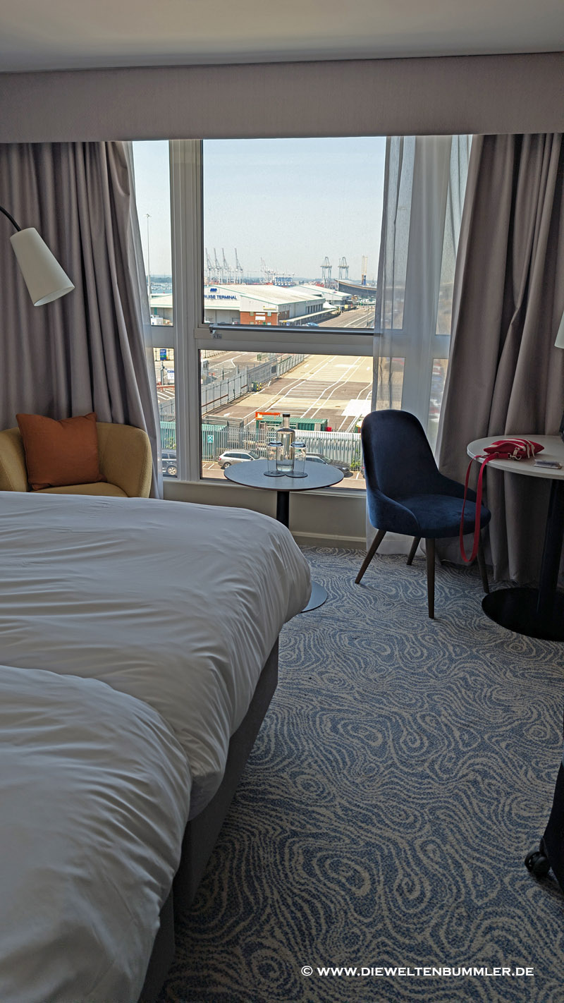 Hotelzimmer mit Hafenblick Hotelzimmer mit Hafenblick