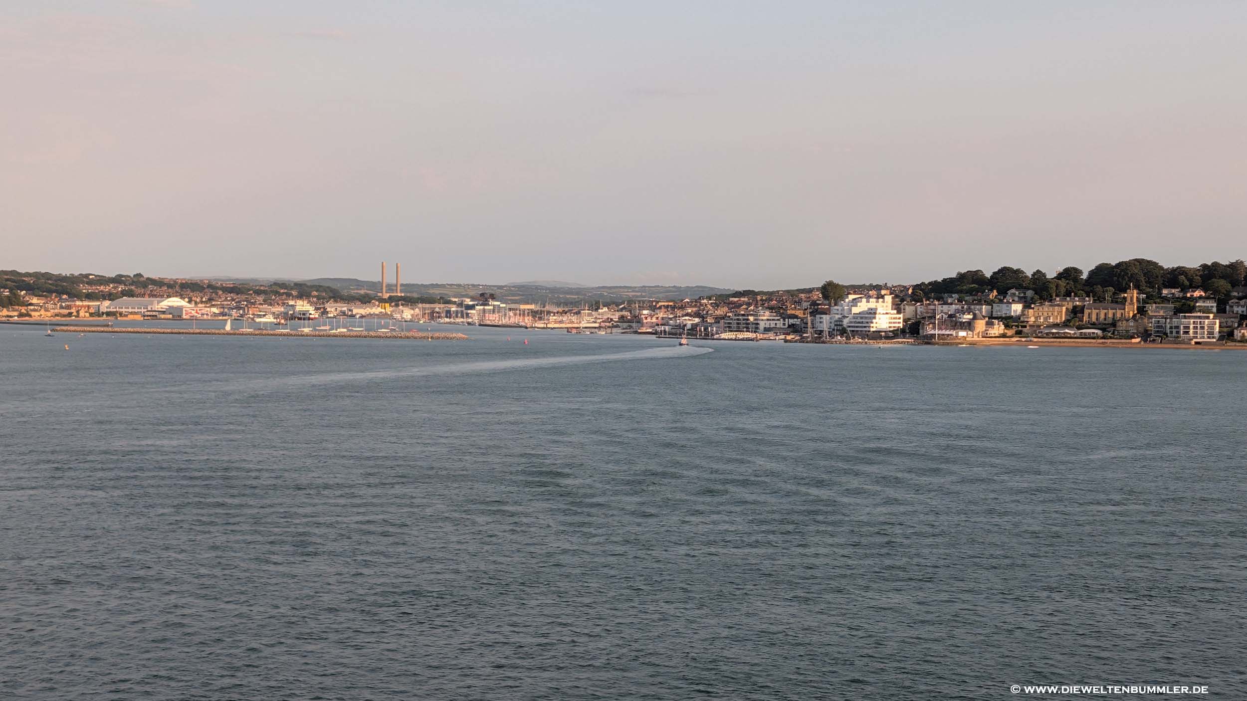 Wir passieren die Isle of Wight Wir passieren die Isle of Wight