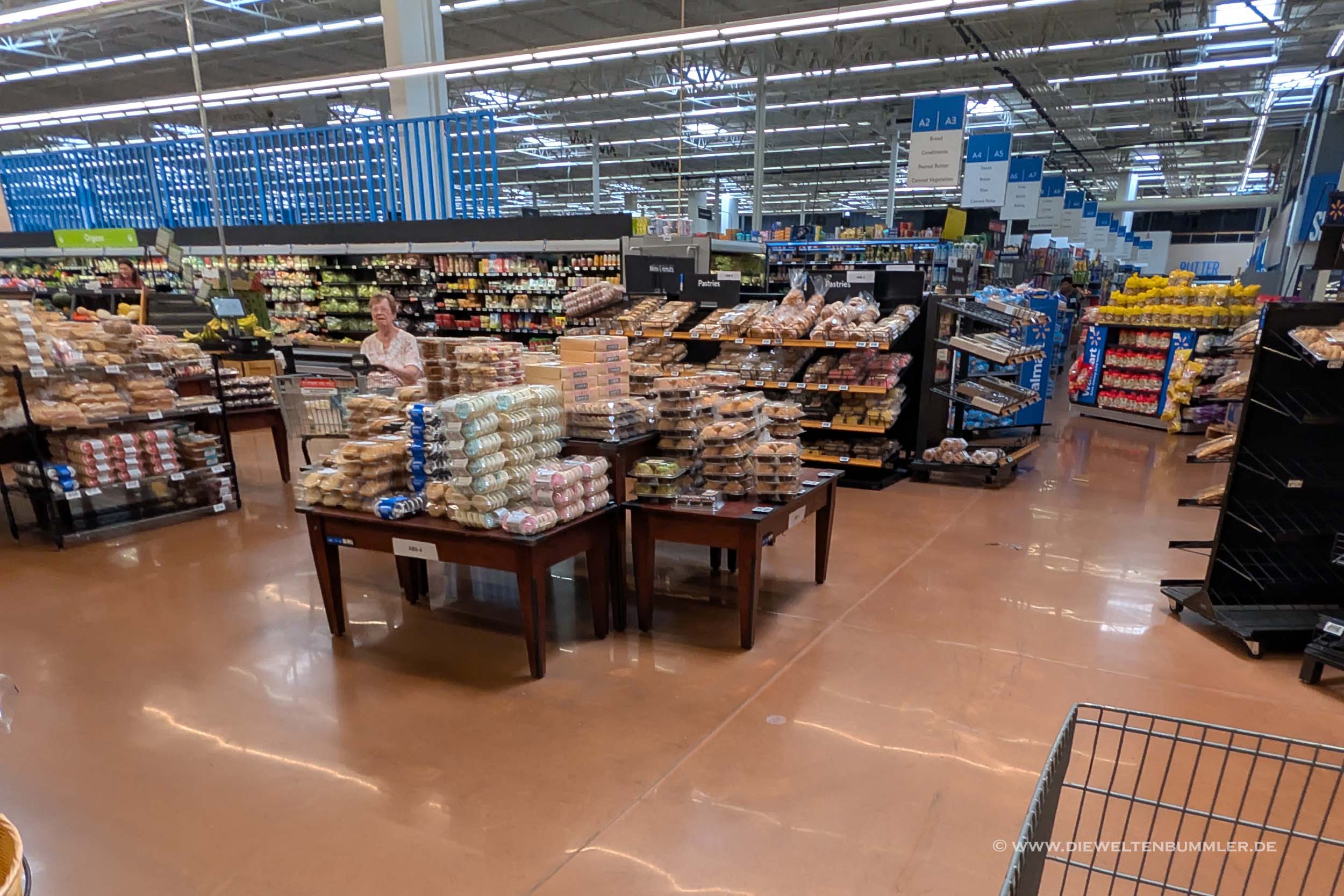 Erstmal einkaufen bei Walmart Erstmal einkaufen bei Walmart