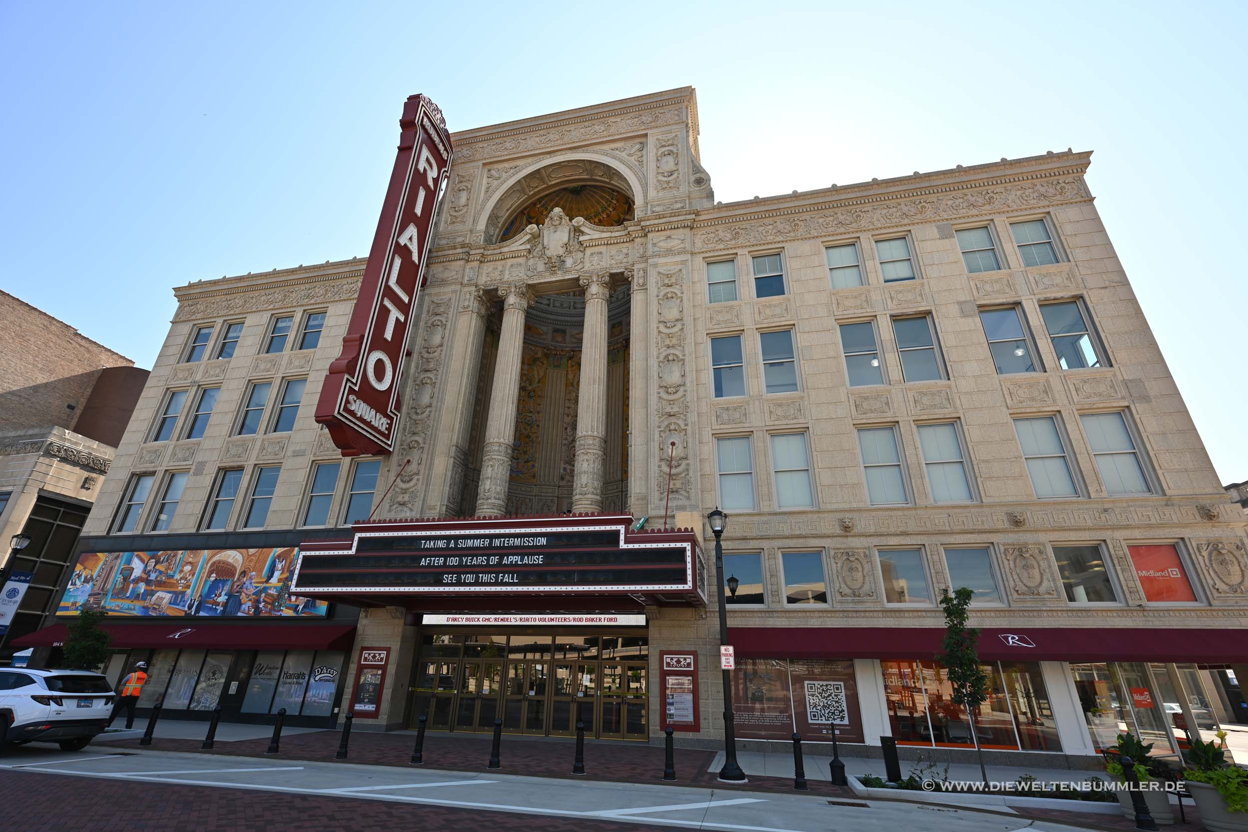 Rialto Theater in Joliet